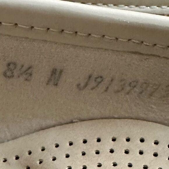 SAS Metro Horsebit Loafer Size 8N Bone Color Patent Leather. - Picture 9 of 9